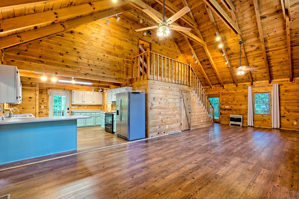 416861 Clayton Residential