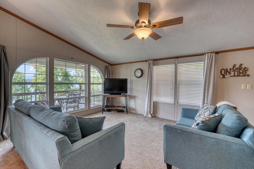 416865 Hayesville Residential