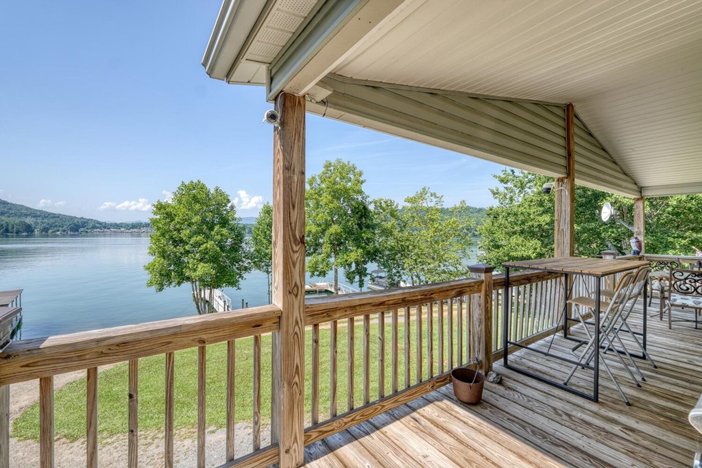 416865 Hayesville Residential