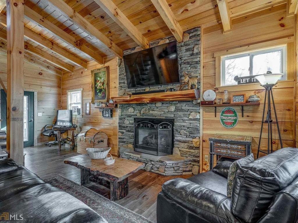 416872 Blue Ridge Residential