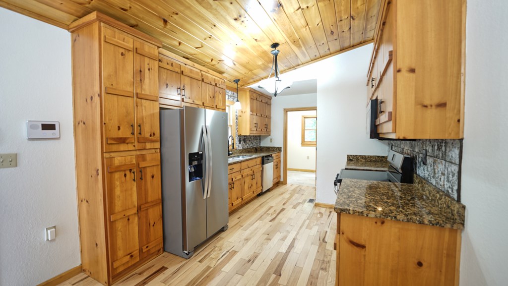 416873 Blue Ridge Residential