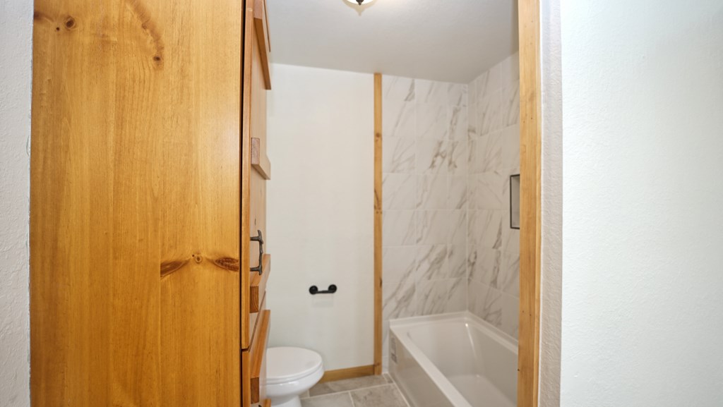 416873 Blue Ridge Residential