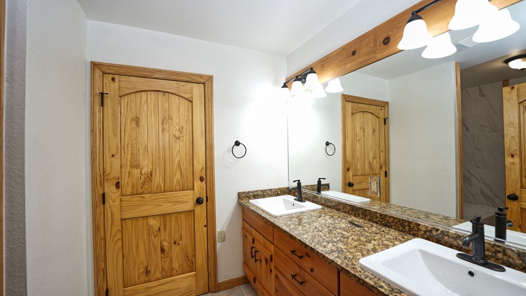 416873 Blue Ridge Residential