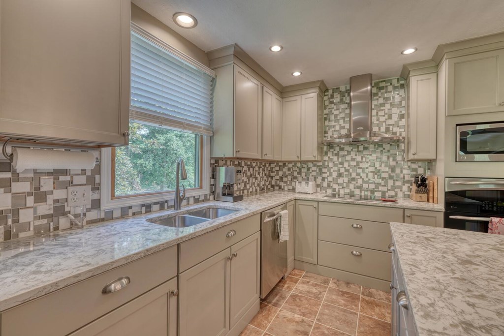 416879 Hiawassee Residential