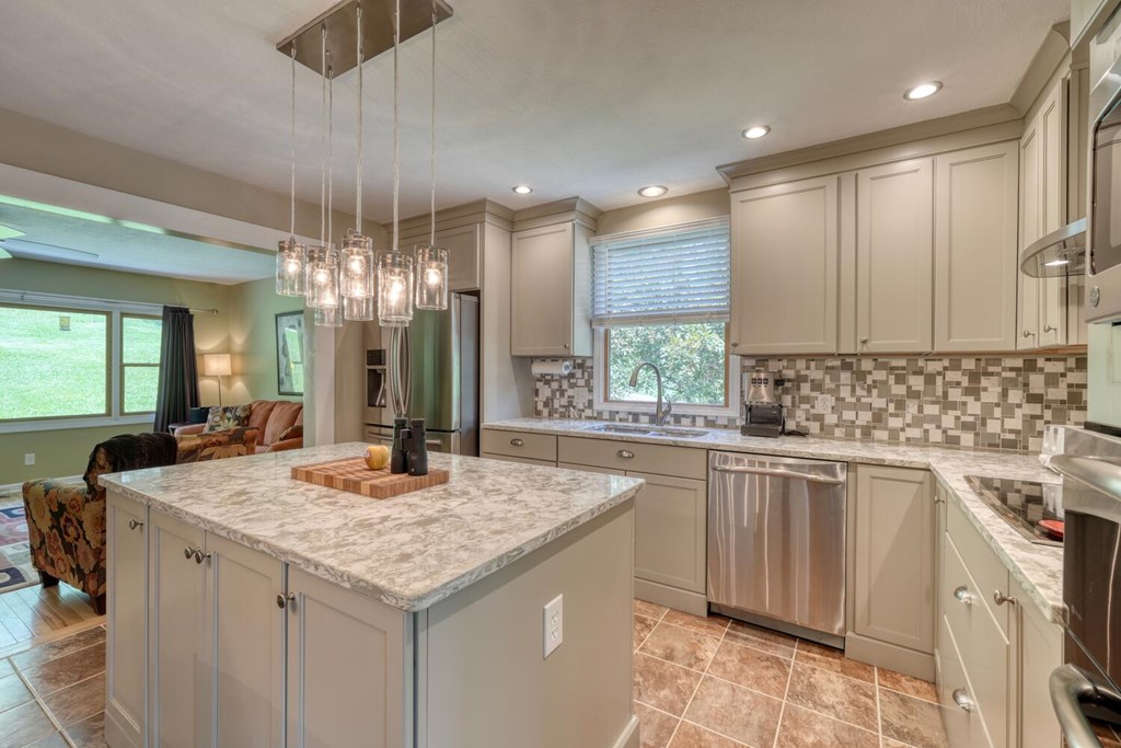 416879 Hiawassee Residential