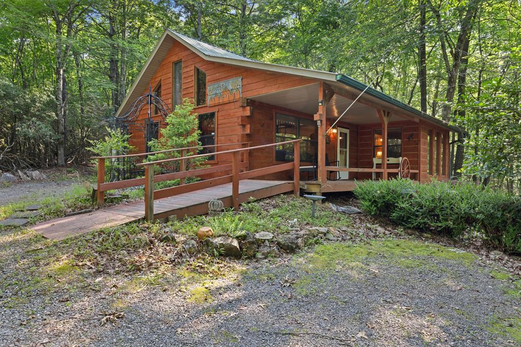 416887 Hayesville 