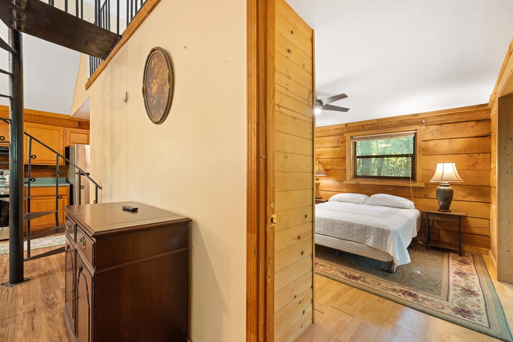 416887 Hayesville Residential
