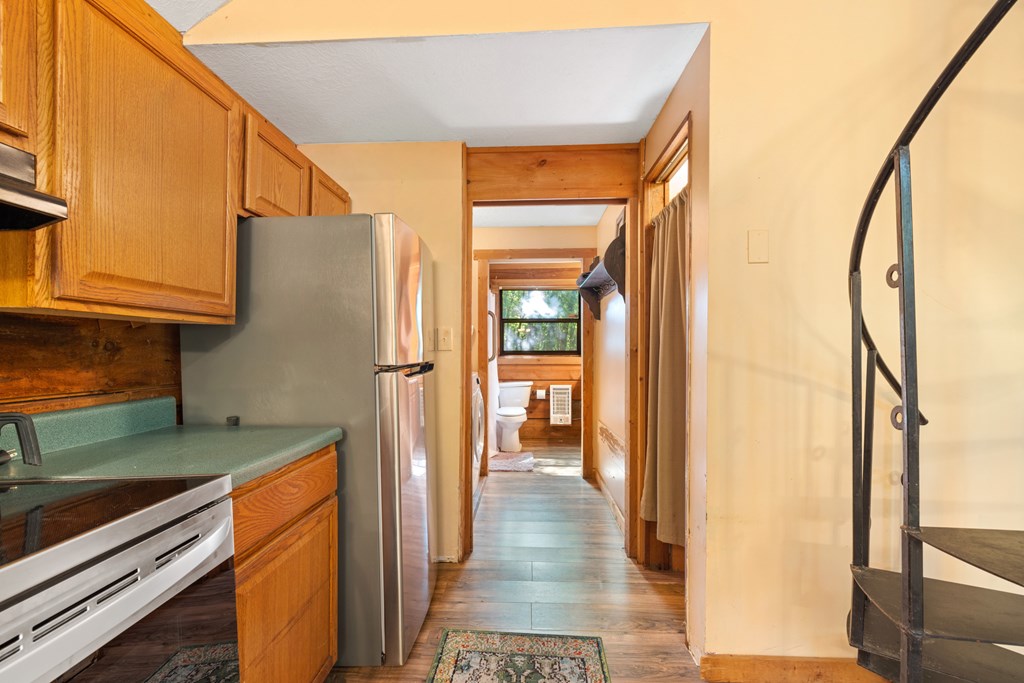 416887 Hayesville Residential