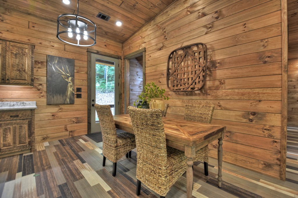 416893 Morganton Residential