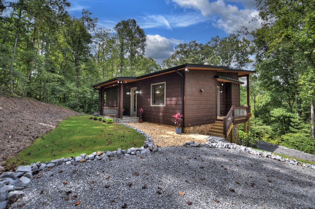 416893 Morganton Residential