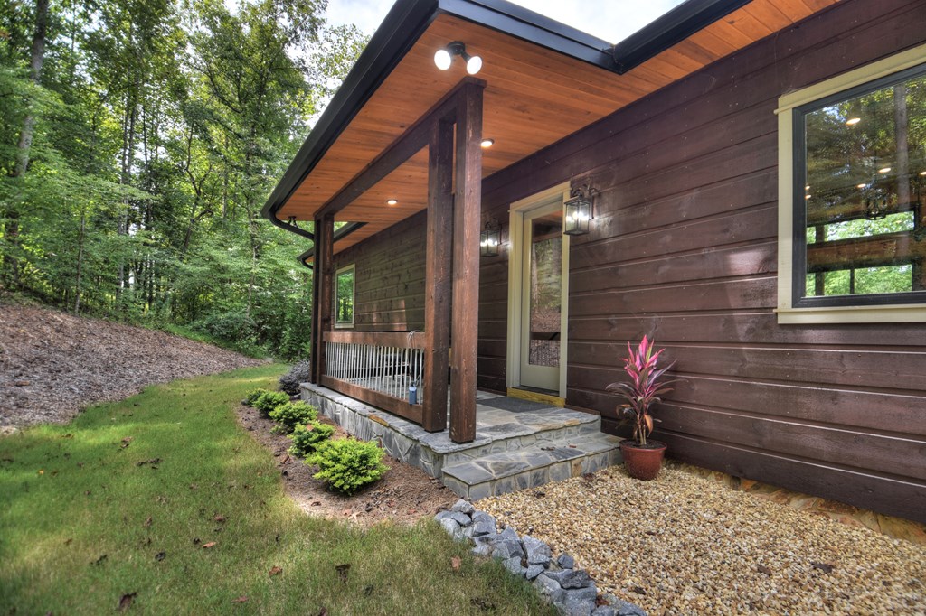 416893 Morganton Residential