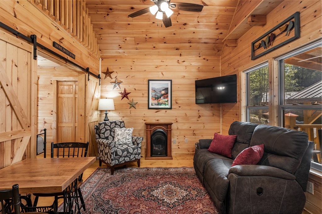 416896 Murphy Residential