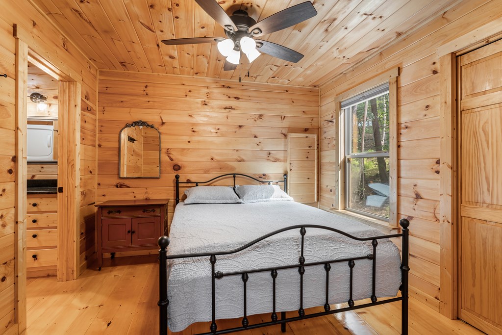 416896 Murphy Residential