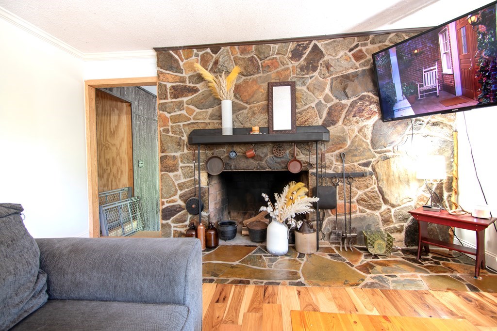 416899 Murphy Residential