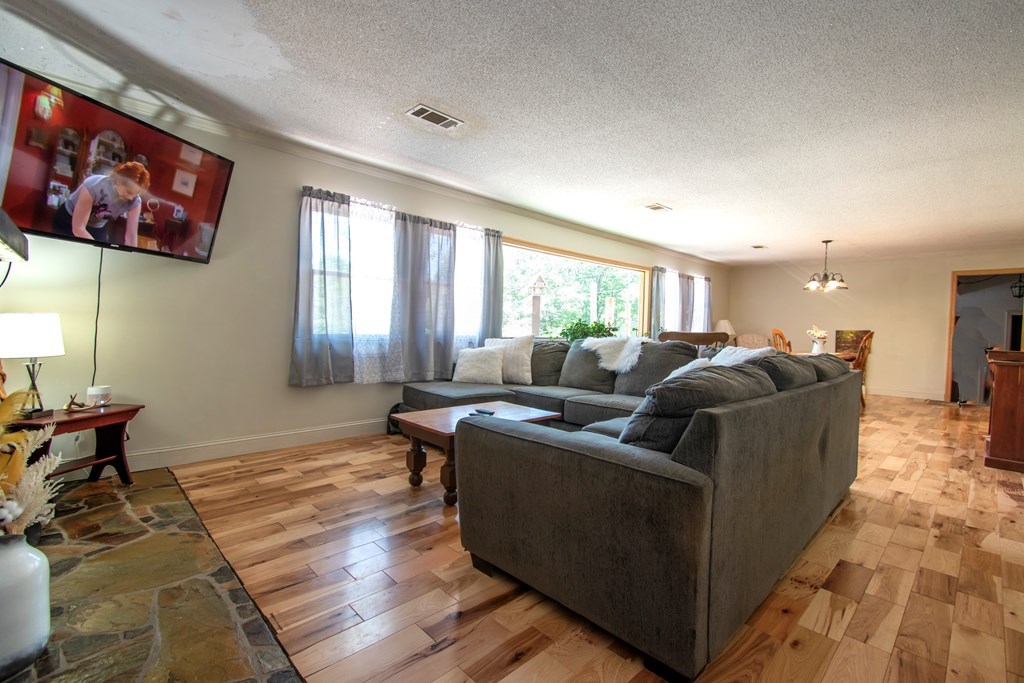 416899 Murphy Residential