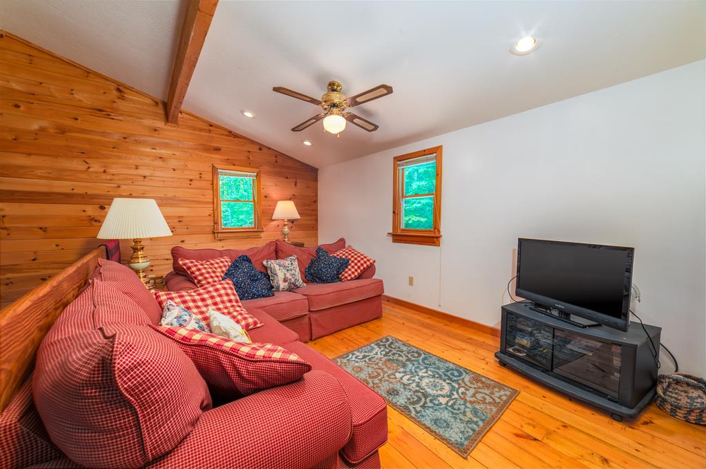 416913 Blairsville Residential