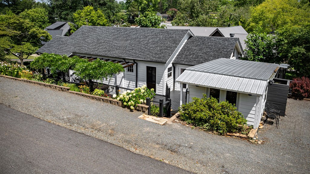 416920 Blue Ridge Residential