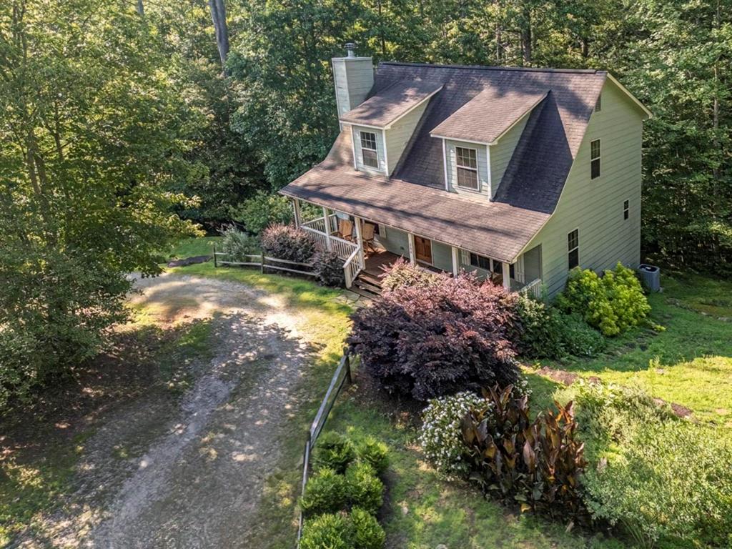 416922 Dahlonega 