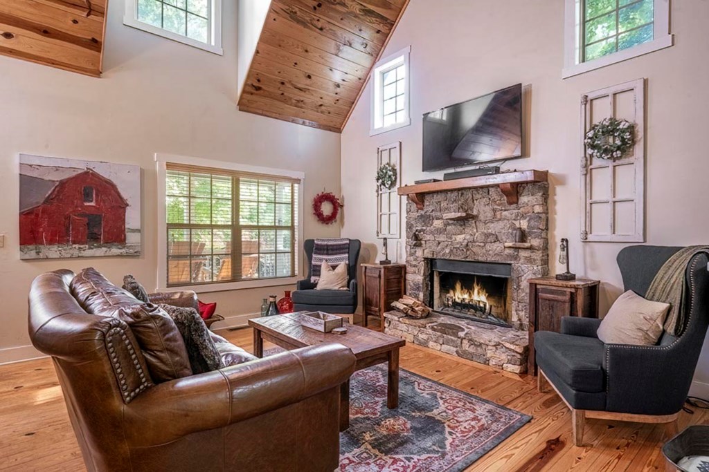 416922 Dahlonega Residential