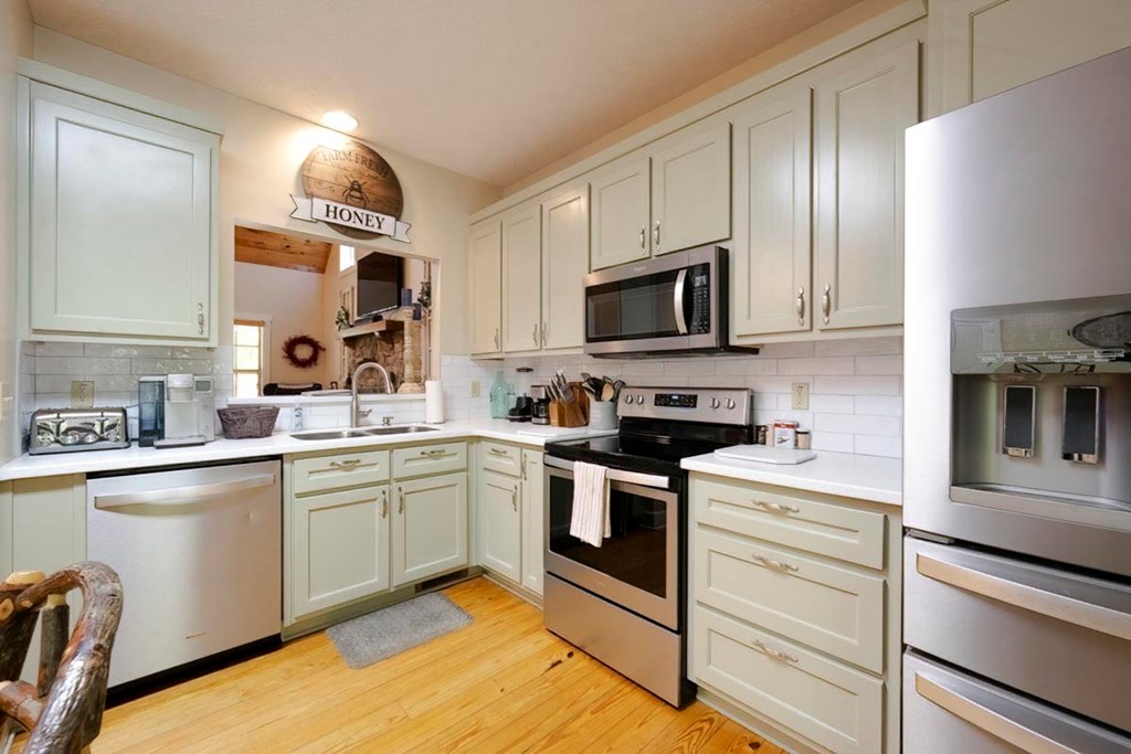 416922 Dahlonega Residential