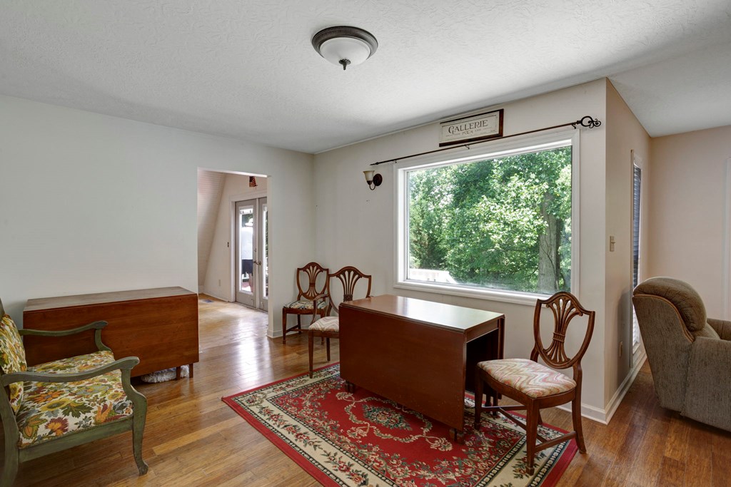 416938 Young Harris Residential