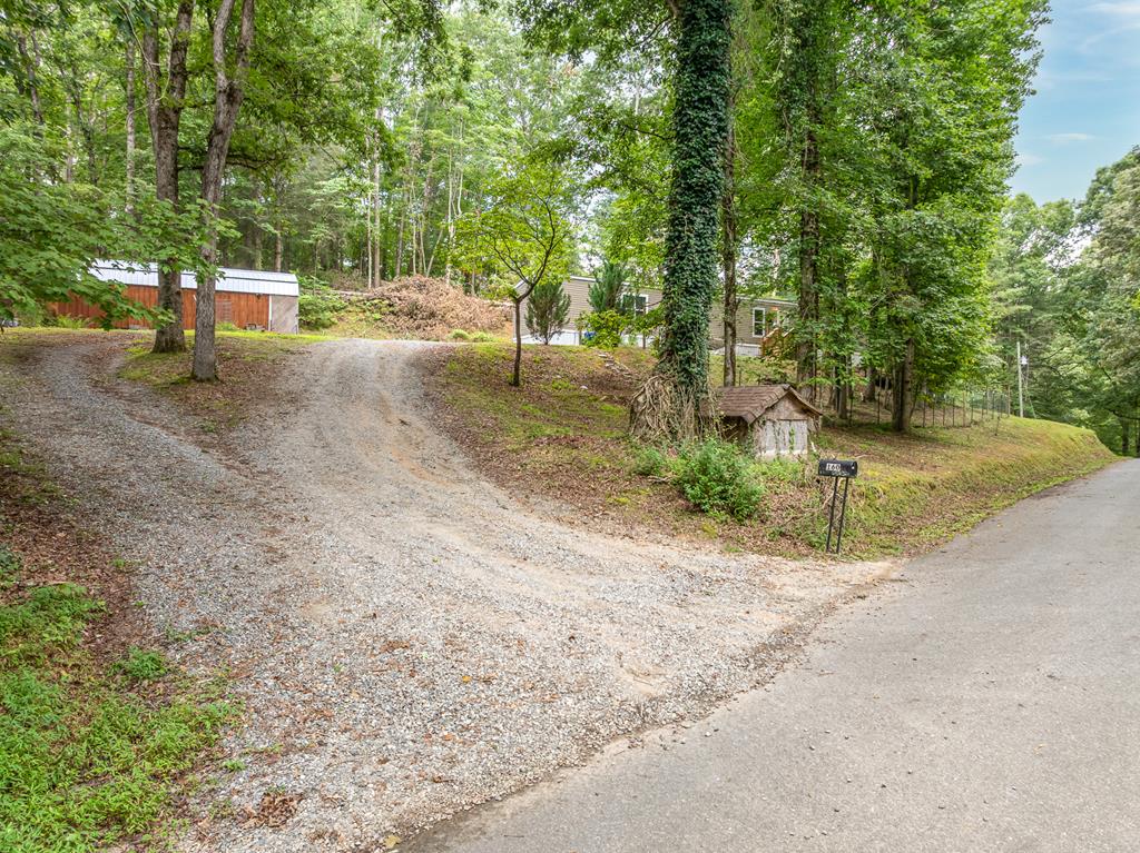 416943 Ellijay 
