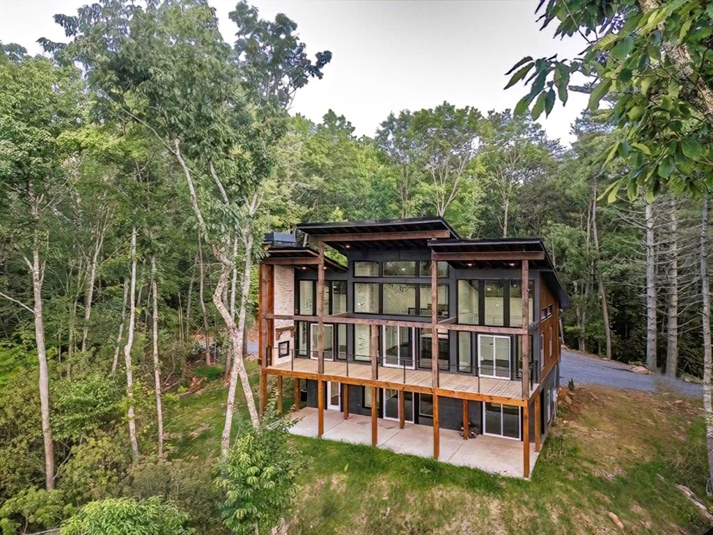 416951 Mineral Bluff Residential
