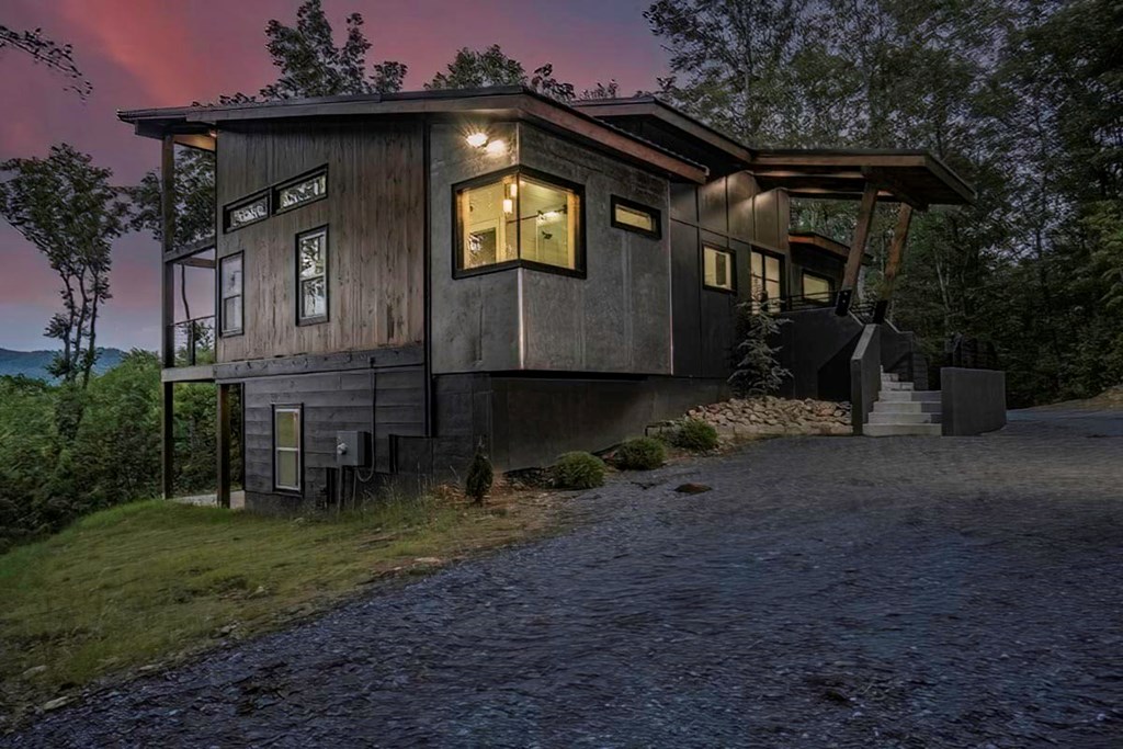 416951 Mineral Bluff Residential