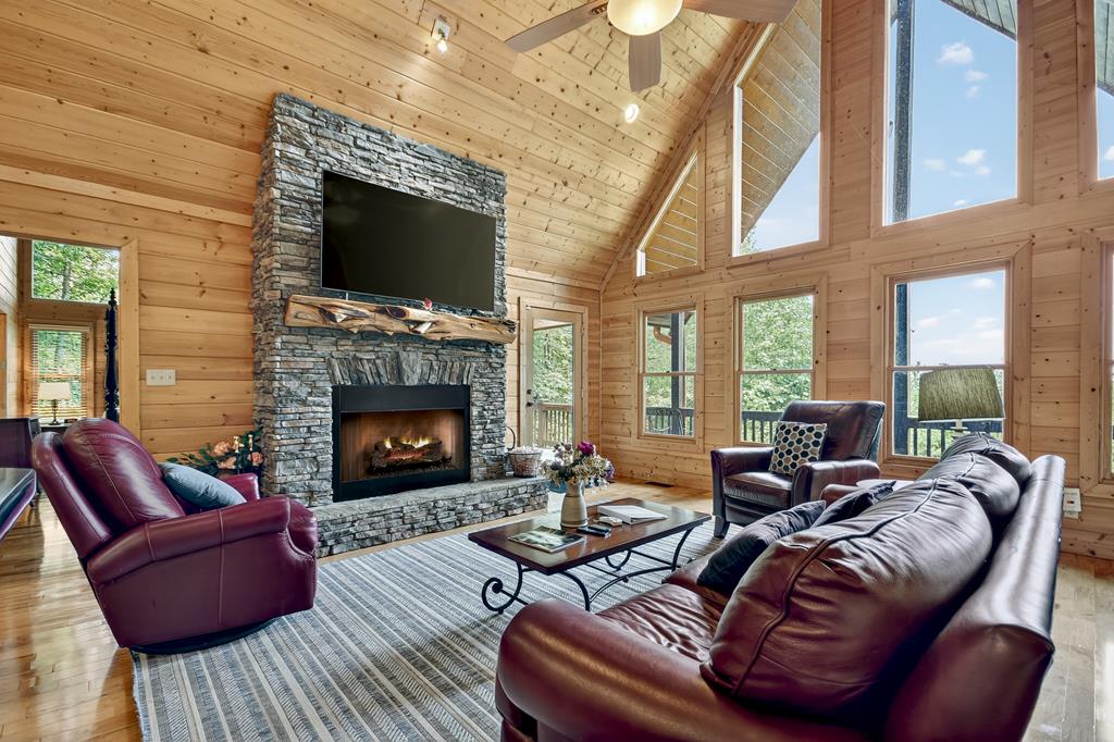 416964 Blue Ridge Residential