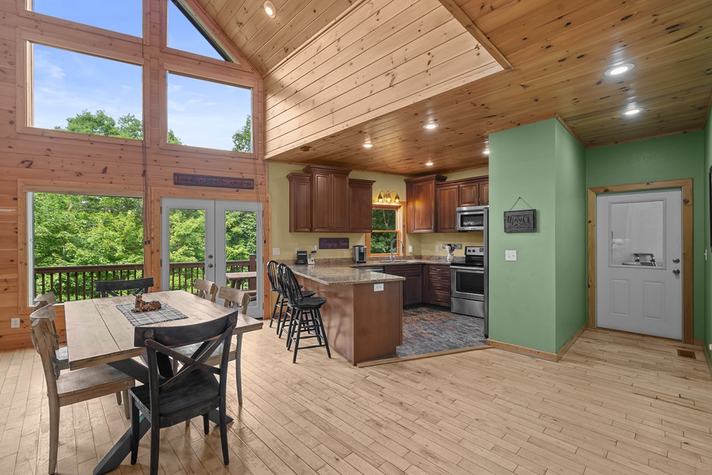 416966 Morganton Residential