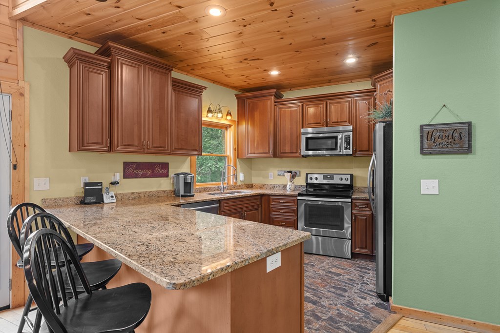 416966 Morganton Residential