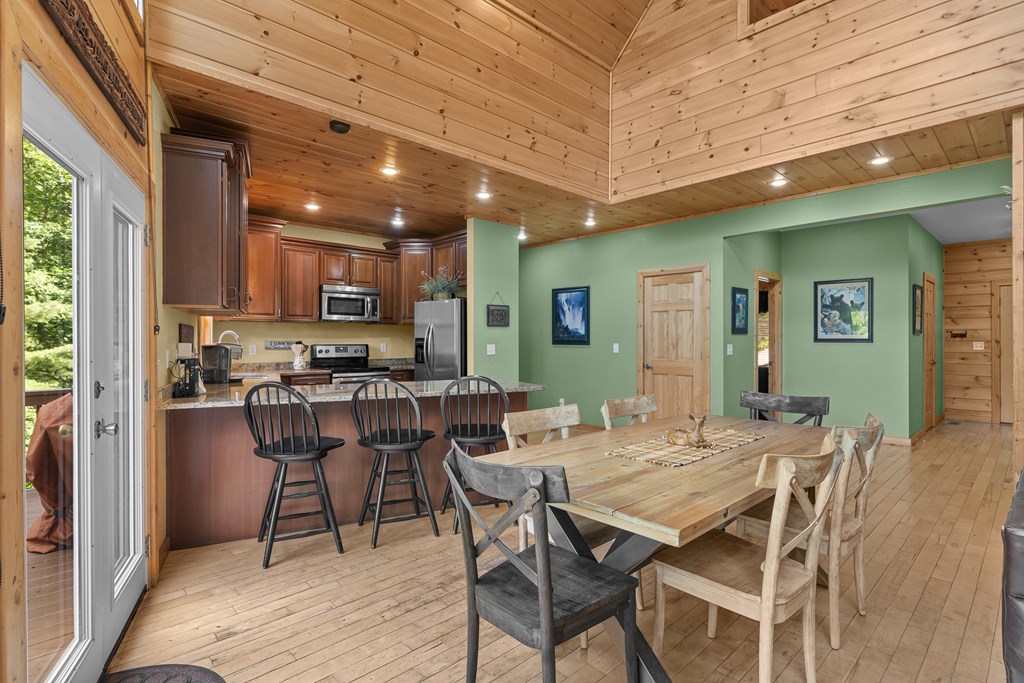 416966 Morganton Residential