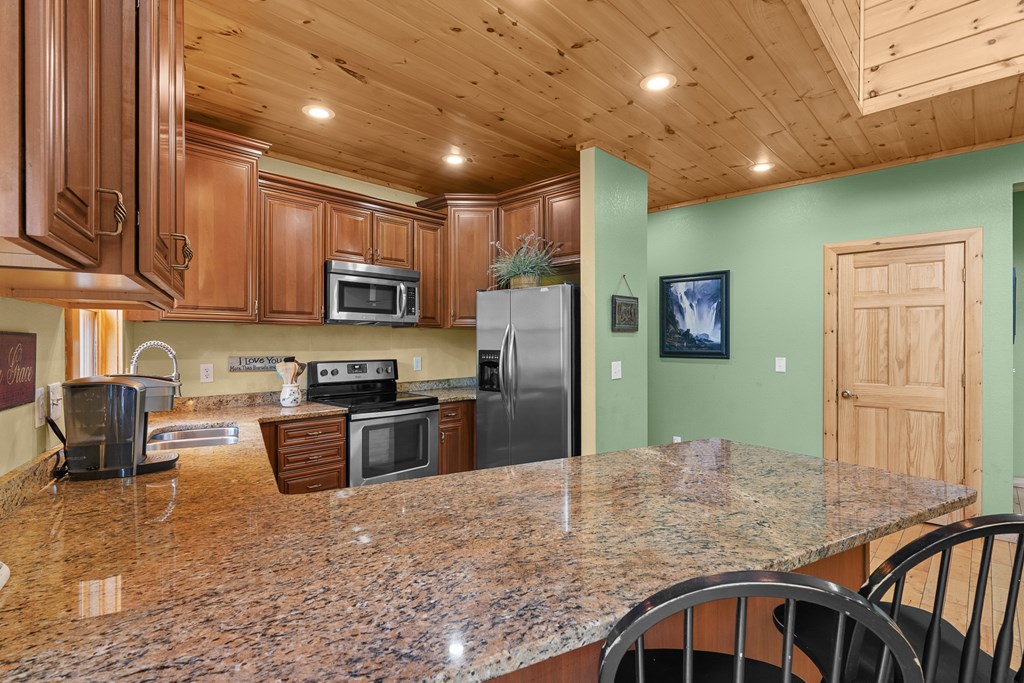 416966 Morganton Residential