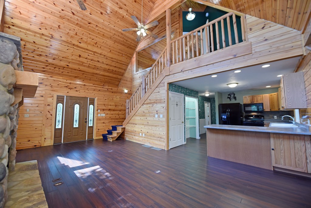 416969 Mineral Bluff Residential