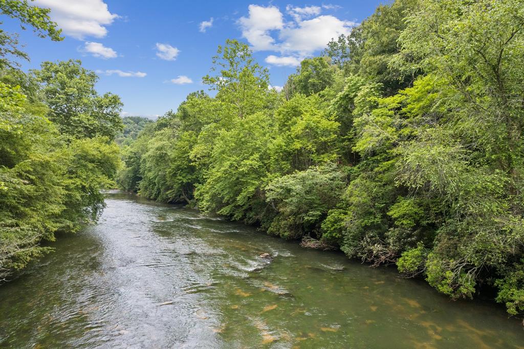 416970 Ellijay 