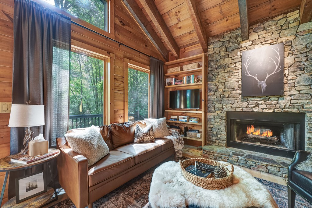 416975 Blue Ridge Residential