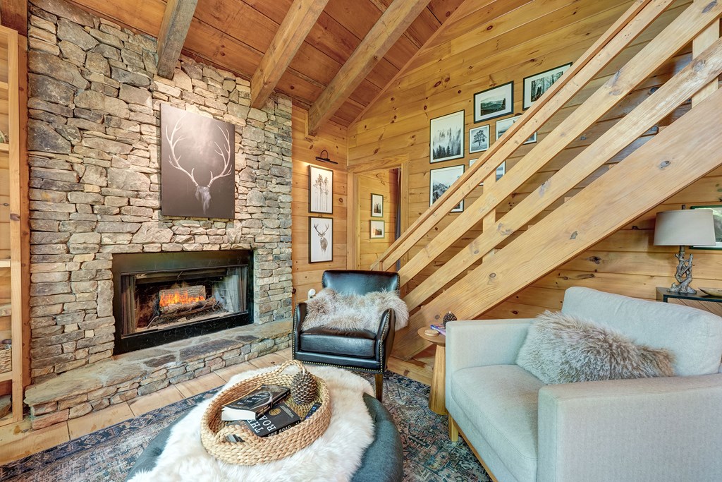 416975 Blue Ridge Residential