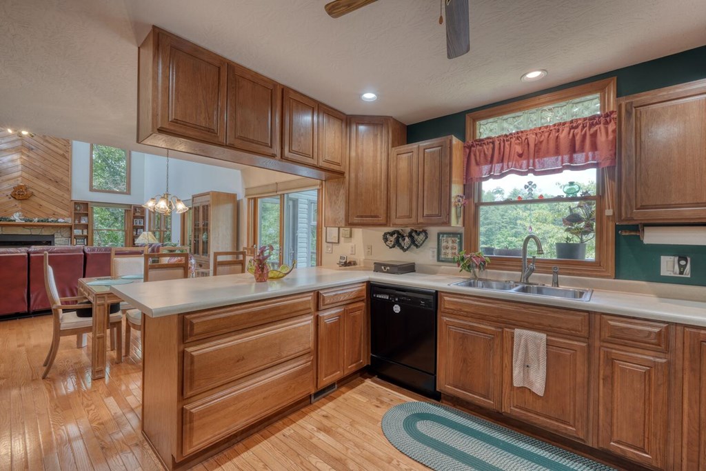 416983 Blairsville Residential