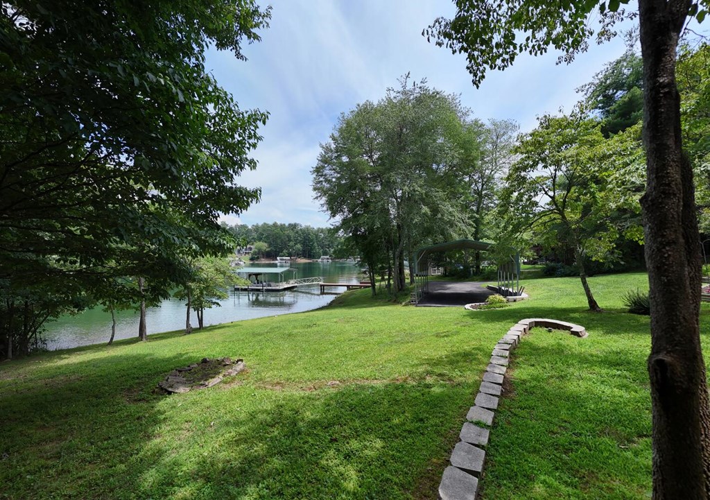 416983 Blairsville Residential