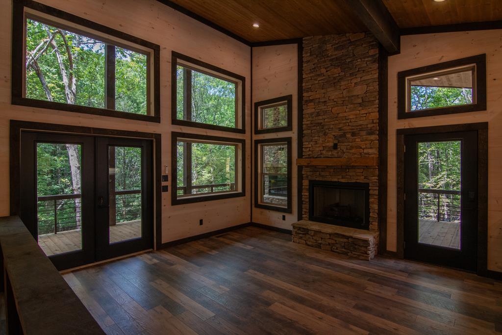 416986 Blue Ridge Residential