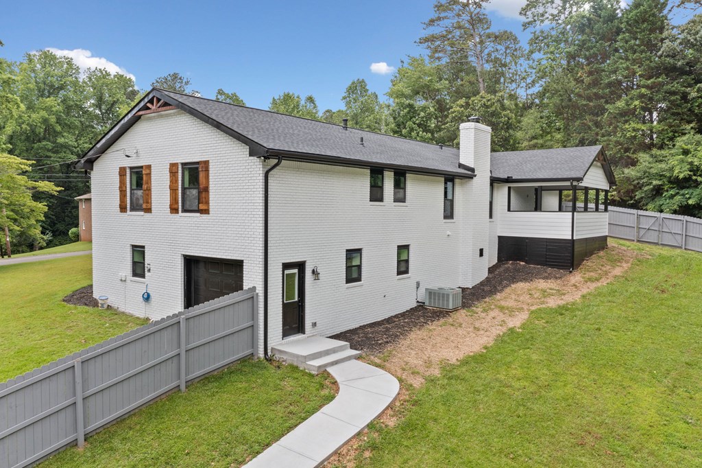 416989 Ball Ground Residential