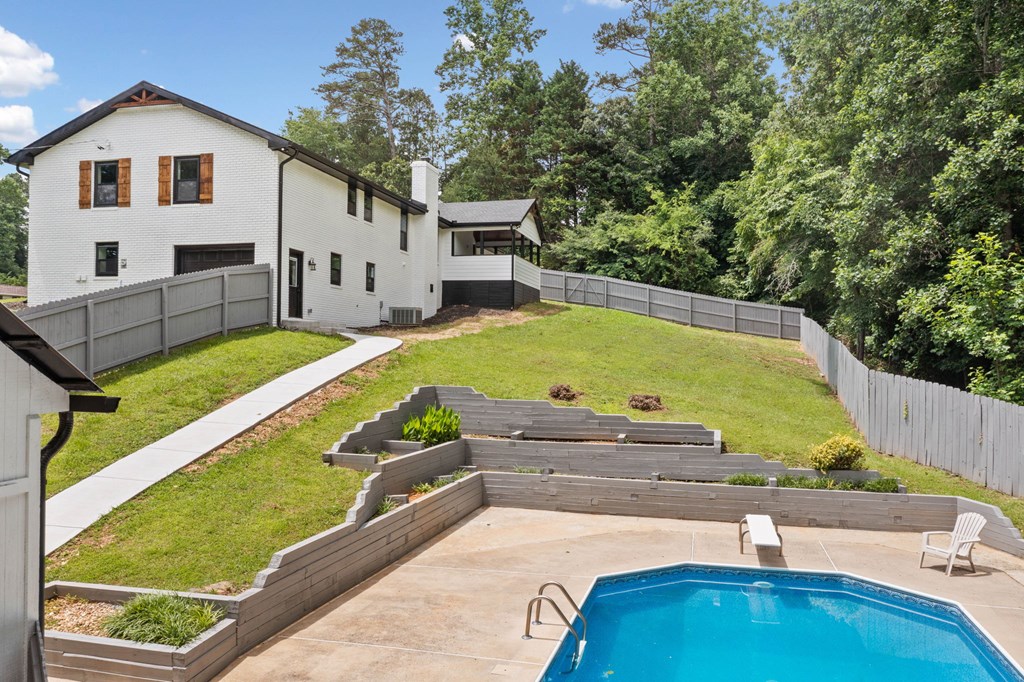 416989 Ball Ground Residential