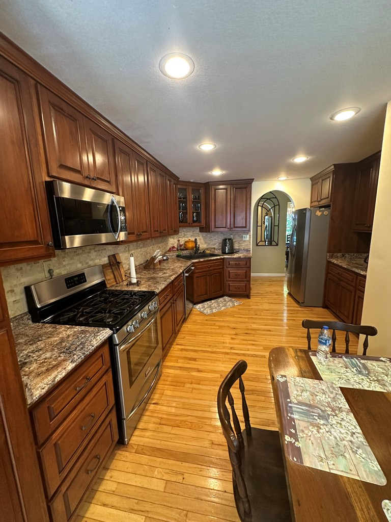 417000 Murphy Residential