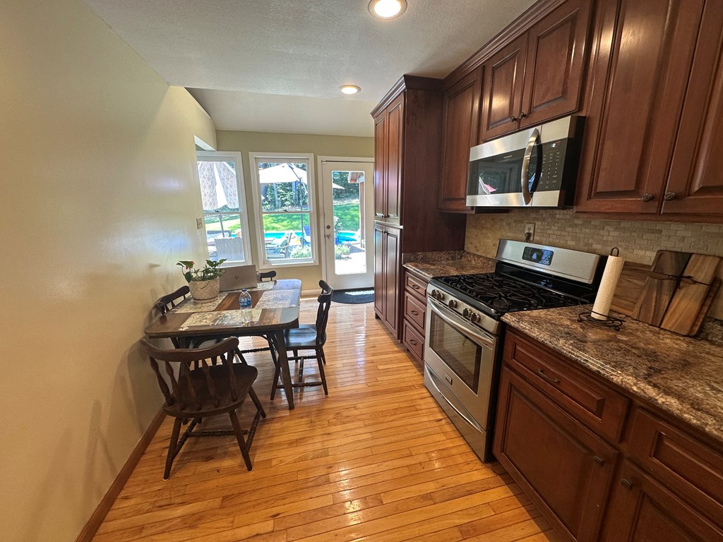 417000 Murphy Residential