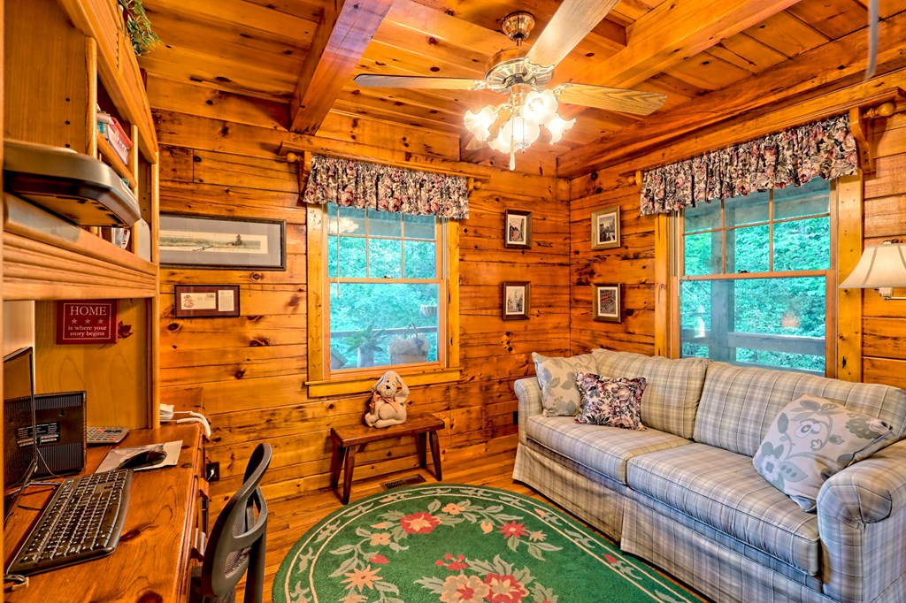 417008 Hiawassee Residential