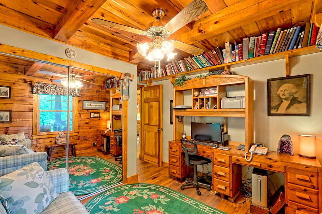 417008 Hiawassee Residential