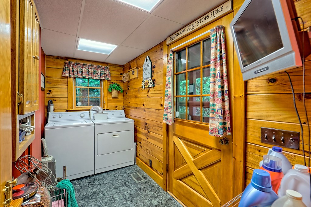 417008 Hiawassee Residential
