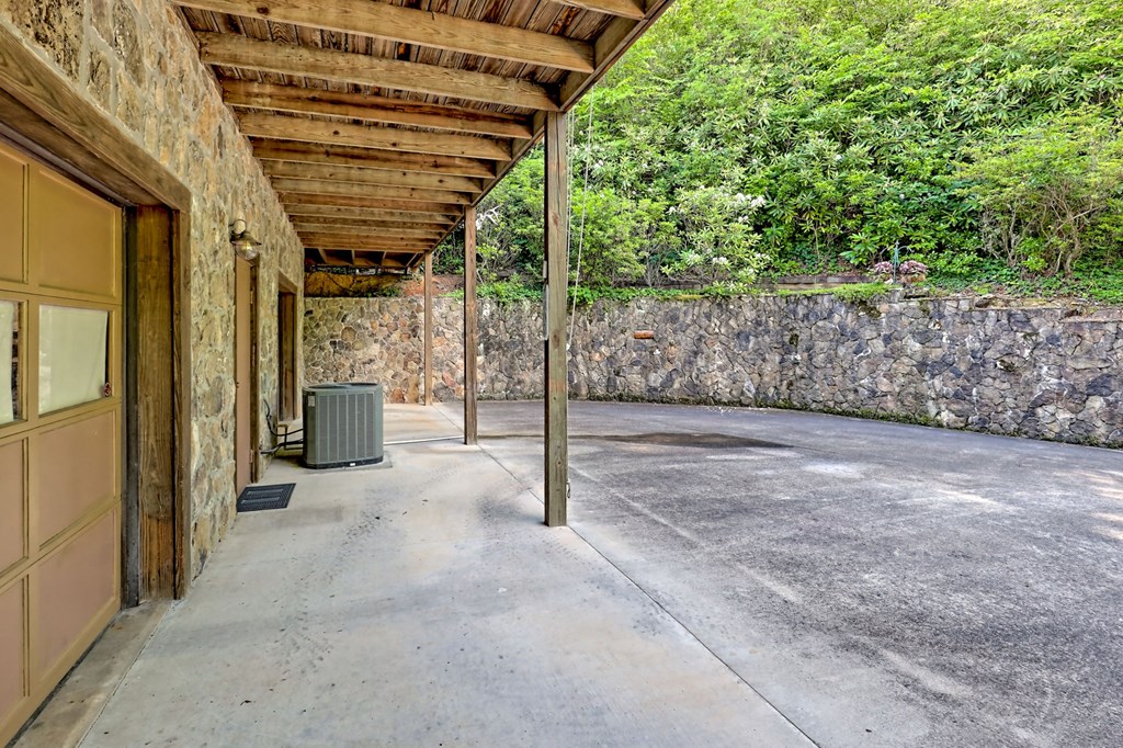 417008 Hiawassee Residential