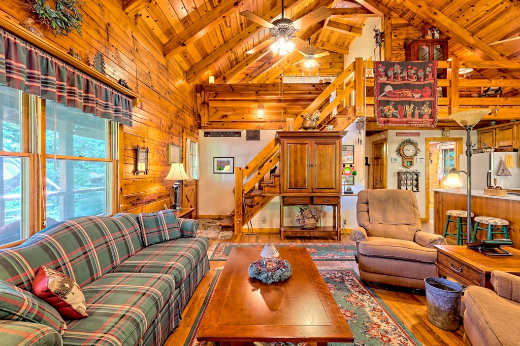 417008 Hiawassee Residential