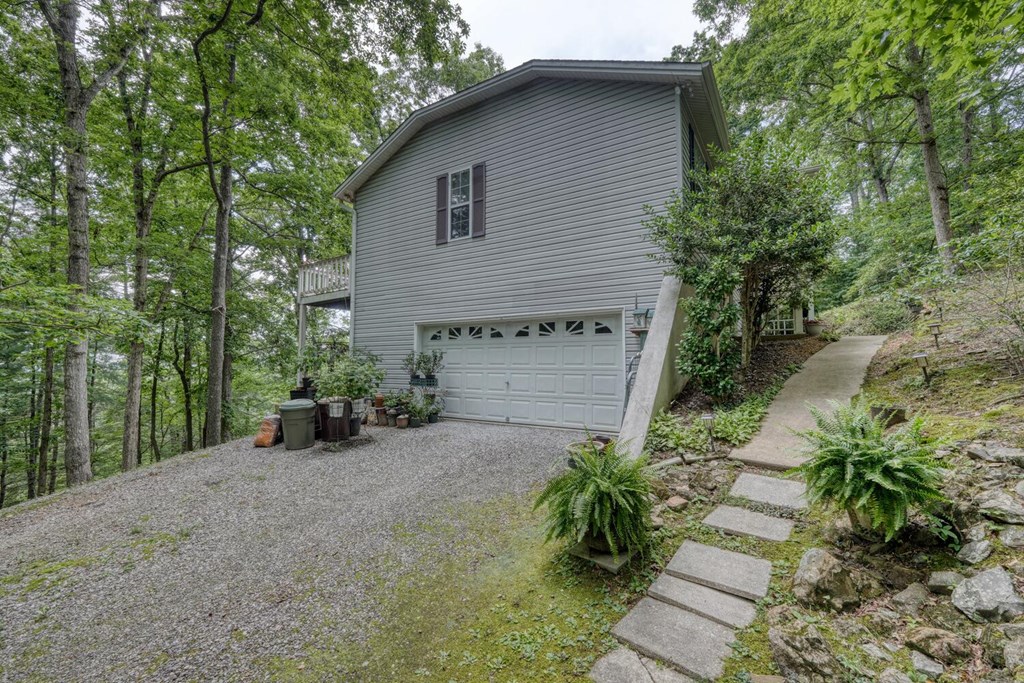 417010 Blairsville Residential